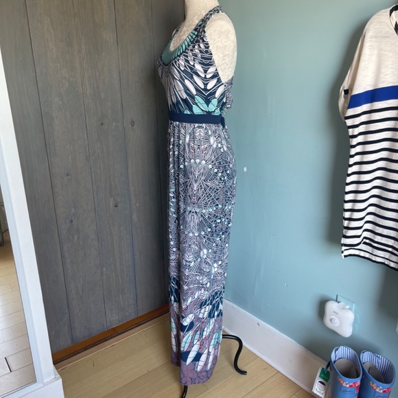 XXSOLDXX BCBG TWIST SUMMER DRESS - Picture 4 of 9